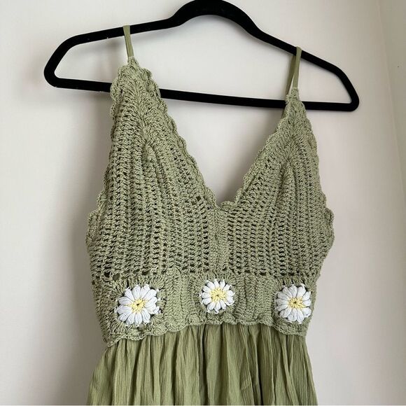 Green crochet hippy style strappy mini knit daisy dress by Indulge - Picture 7 of 8